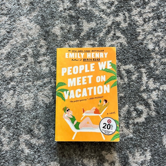 Book Bundle - Picture 3 of 4